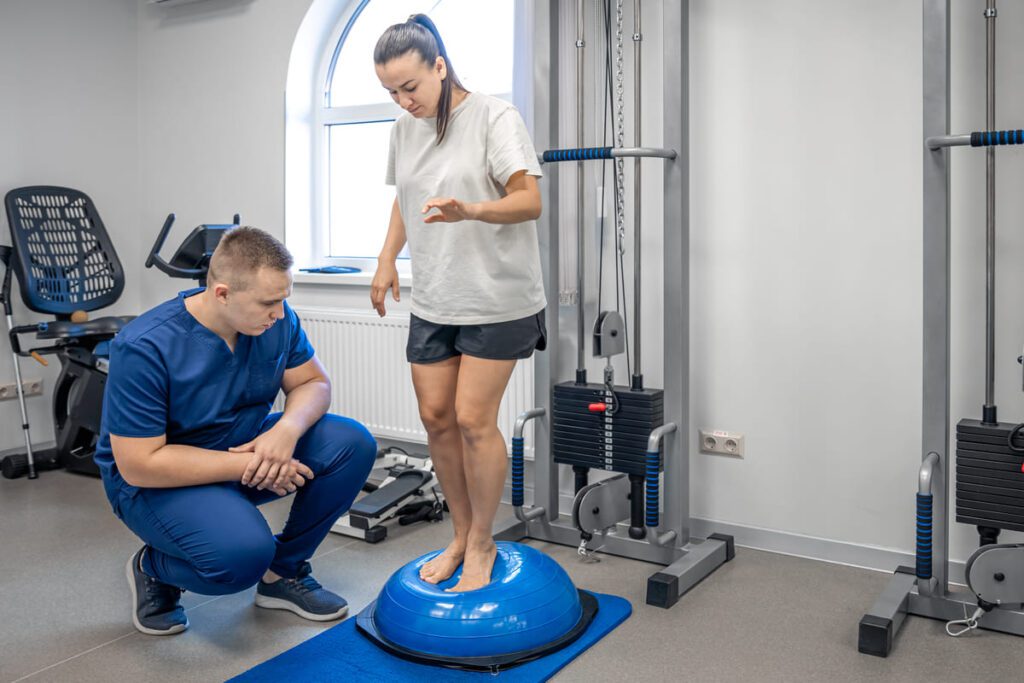 Cómo se lleva a cabo la rehabilitación de lesiones deportivas con fisioterapia funcional