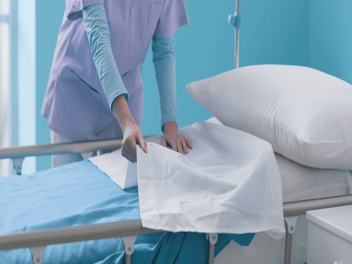 Experto en Técnicas de auxiliar de enfermería en hospitalización