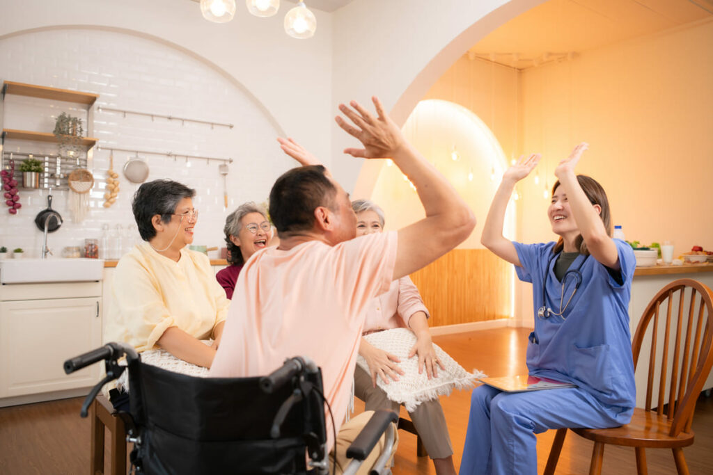 Funciones del celador en la rehabilitación de pacientes post-quirúrgicos: Asistencia en la movilización temprana