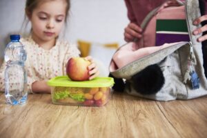 Colaboración entre Educación y Salud: Fomento del Desarrollo Integral en la Infancia