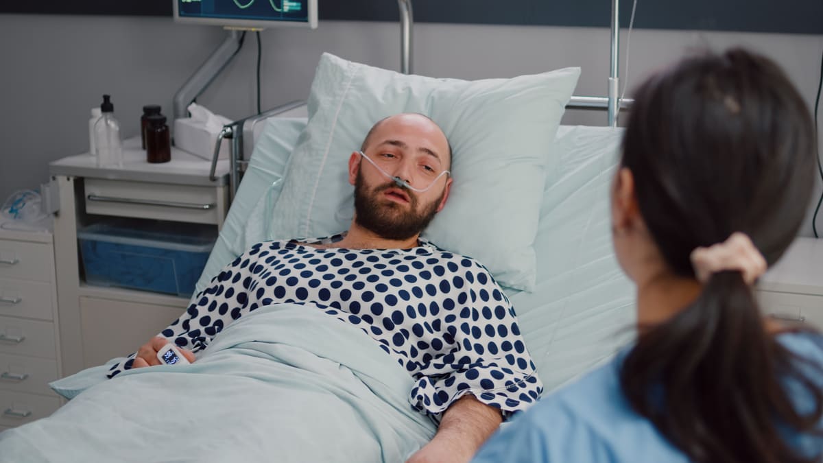 Imagen destacada de “Comunicación con familiares en cuidados paliativos”