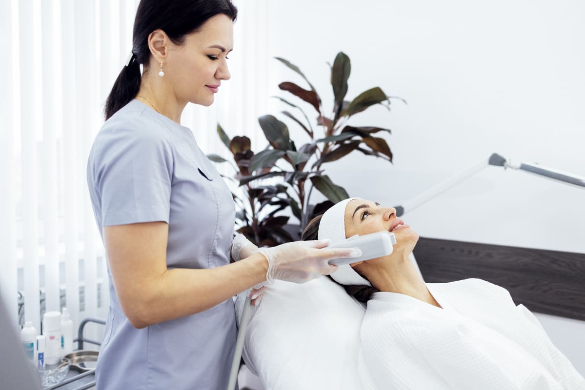 Máster en Aplicación Profesional de Aparatología Estética