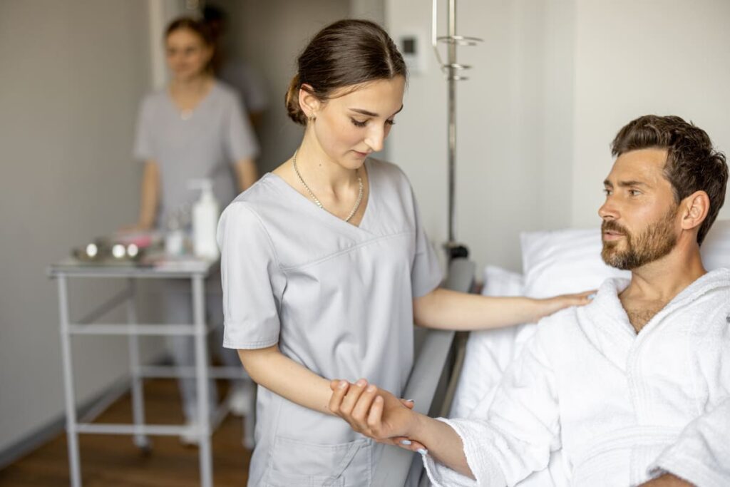 Cuidados postoperatorios: Movilización temprana del paciente 